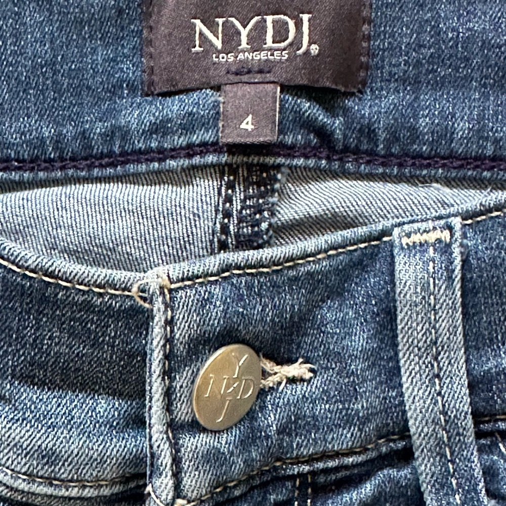 NYDJ denim Bermuda shorts - Picture 2 of 6